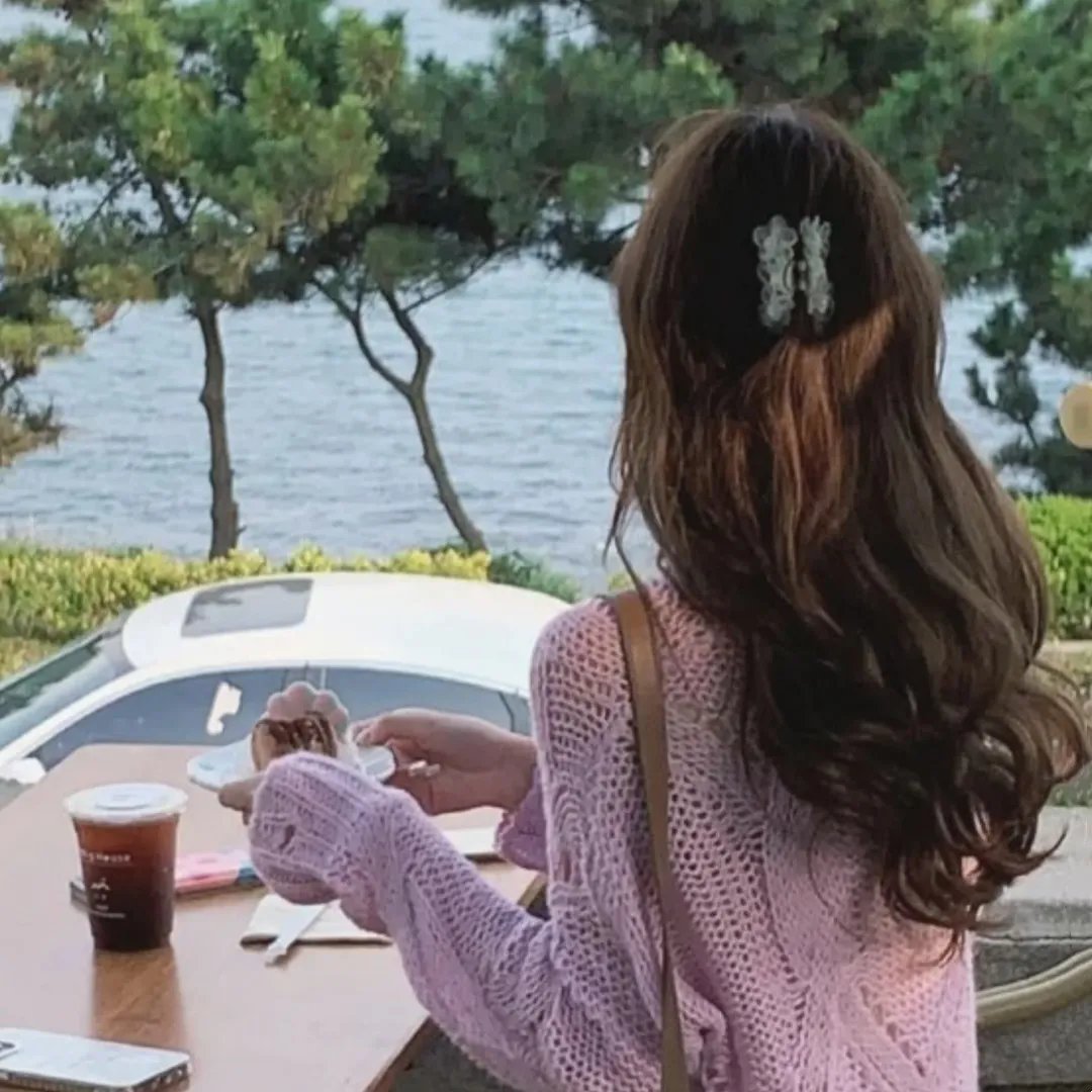 山有木兮木有心